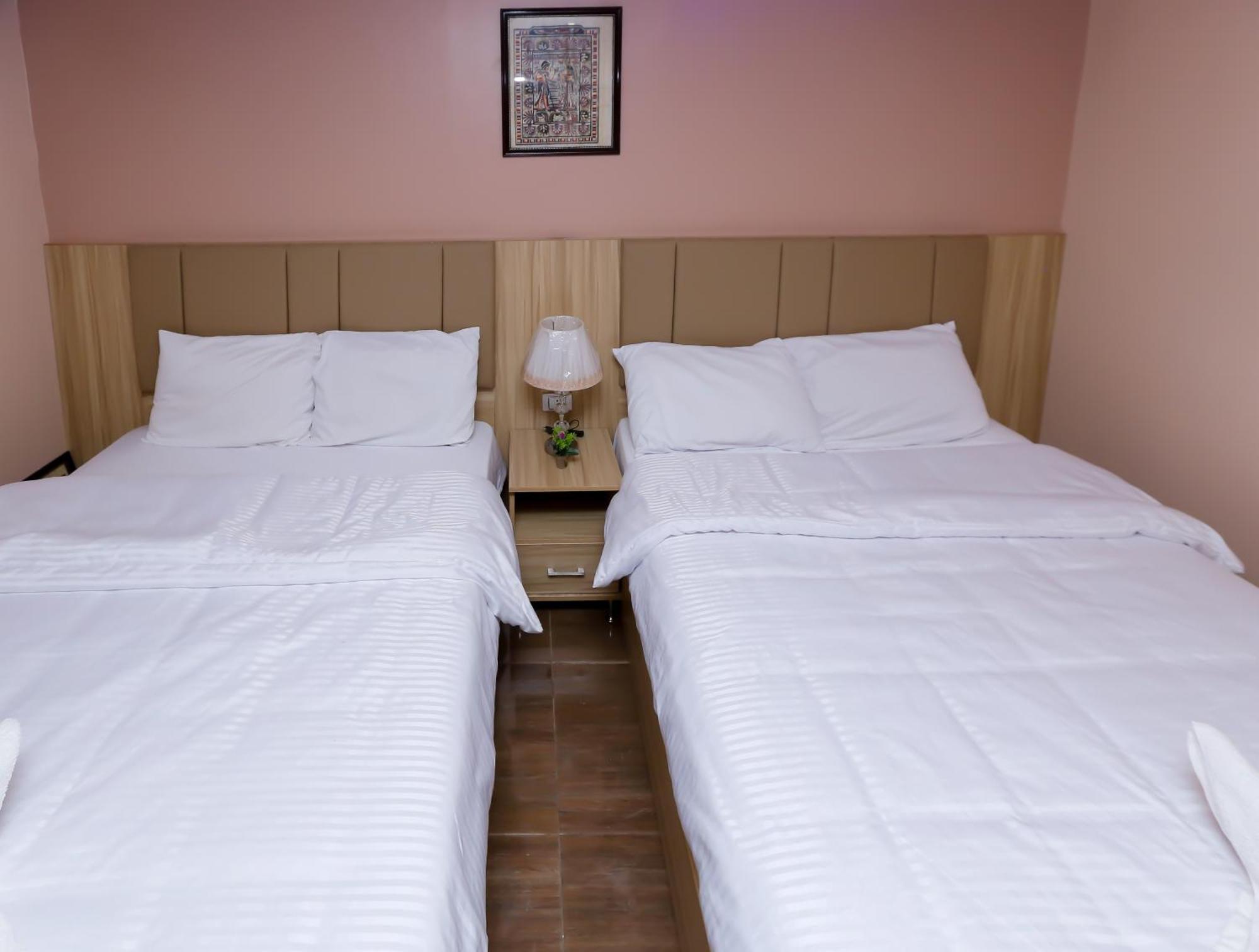 Pyramids Express View Hotel Kafret el-Gabal Екстериор снимка
