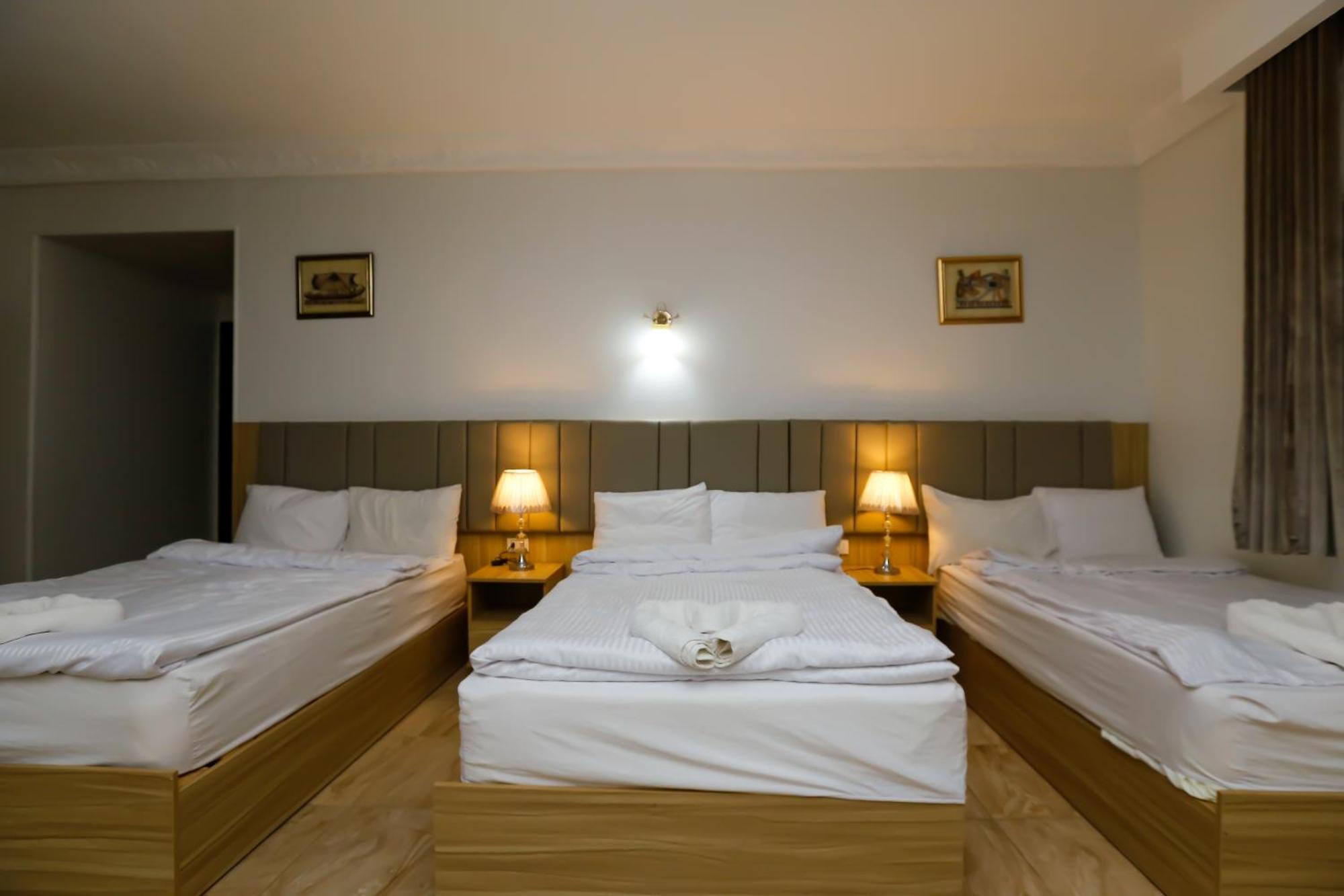 Pyramids Express View Hotel Kafret el-Gabal Екстериор снимка
