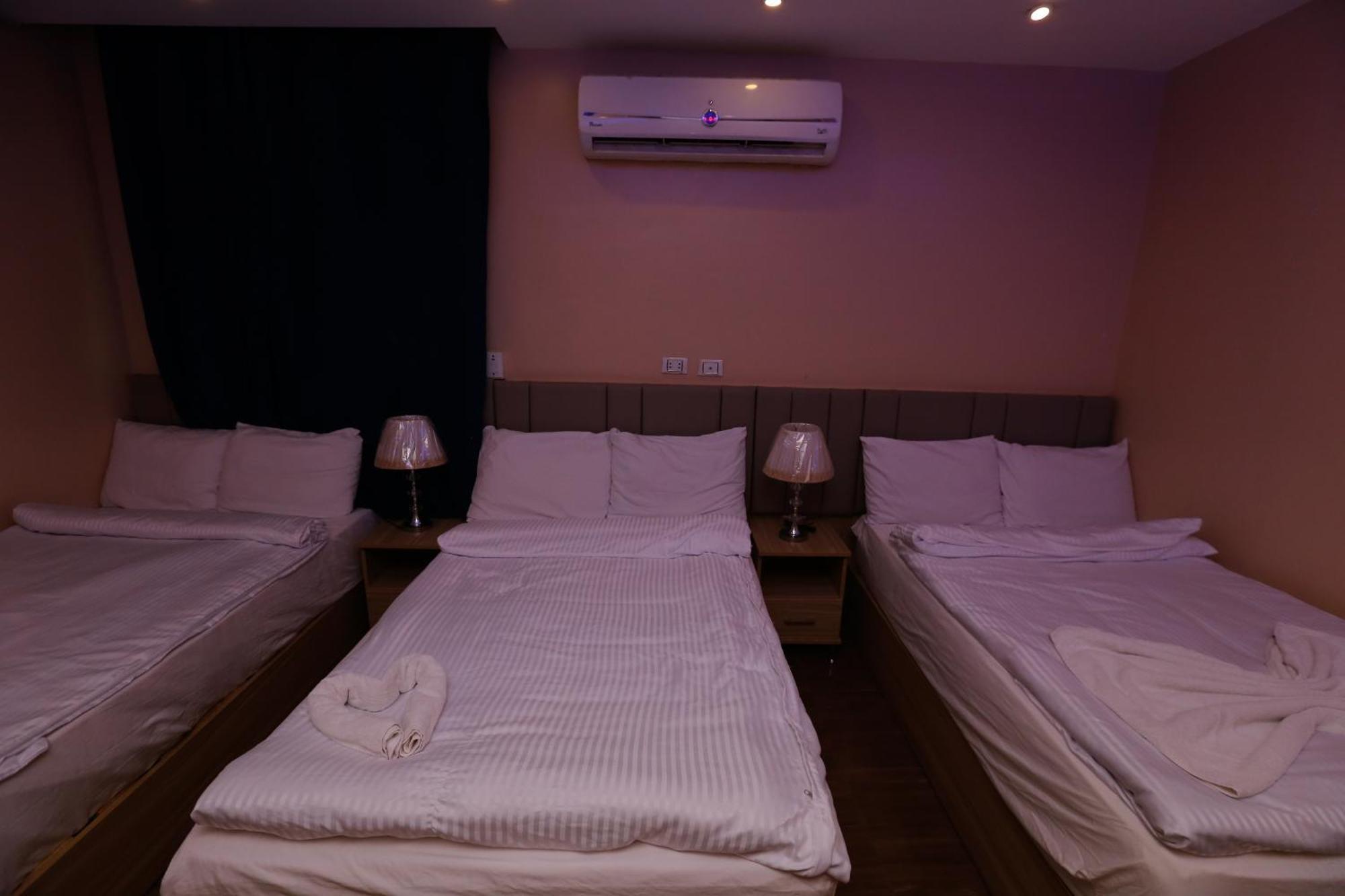 Pyramids Express View Hotel Kafret el-Gabal Екстериор снимка