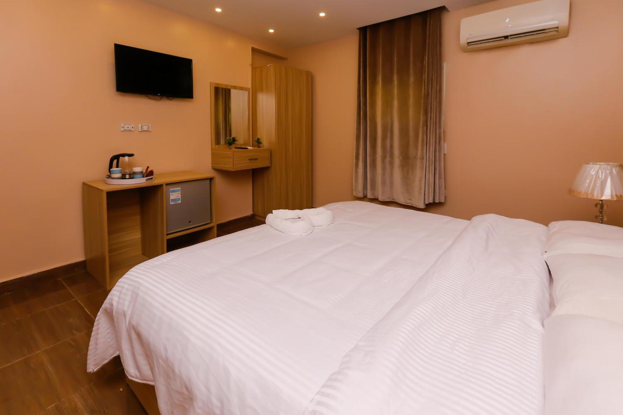 Pyramids Express View Hotel Kafret el-Gabal Екстериор снимка
