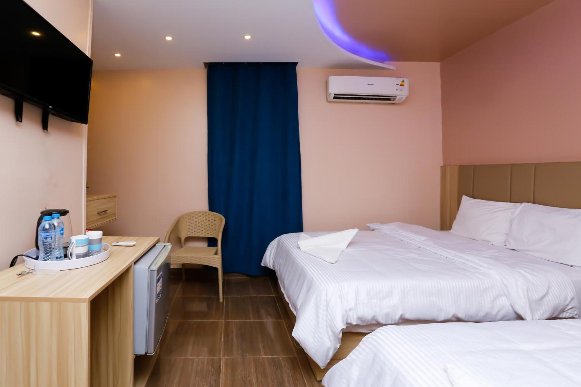Pyramids Express View Hotel Kafret el-Gabal Екстериор снимка