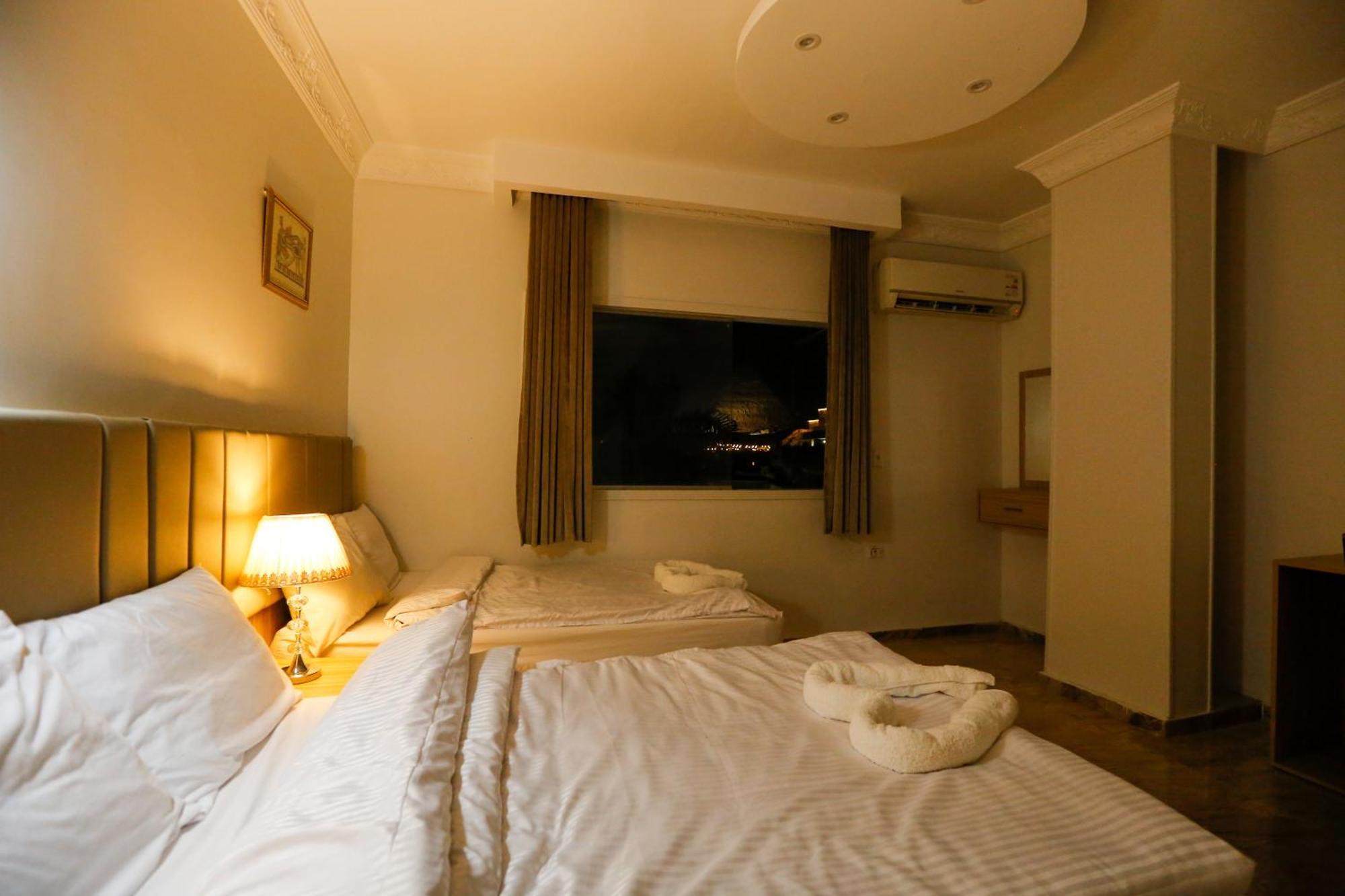 Pyramids Express View Hotel Kafret el-Gabal Екстериор снимка